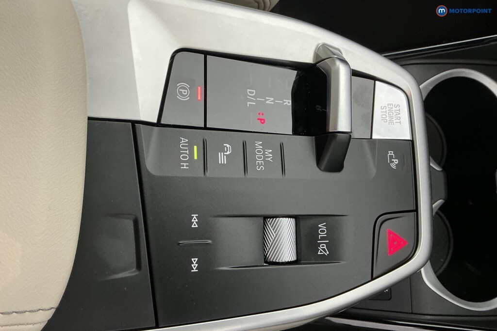 BMW X1 Sdrive 18D Xline Tech Plus Pack Step Silver #18