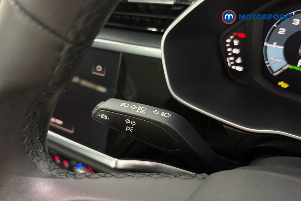 Audi Q3 Black Edition Black #12
