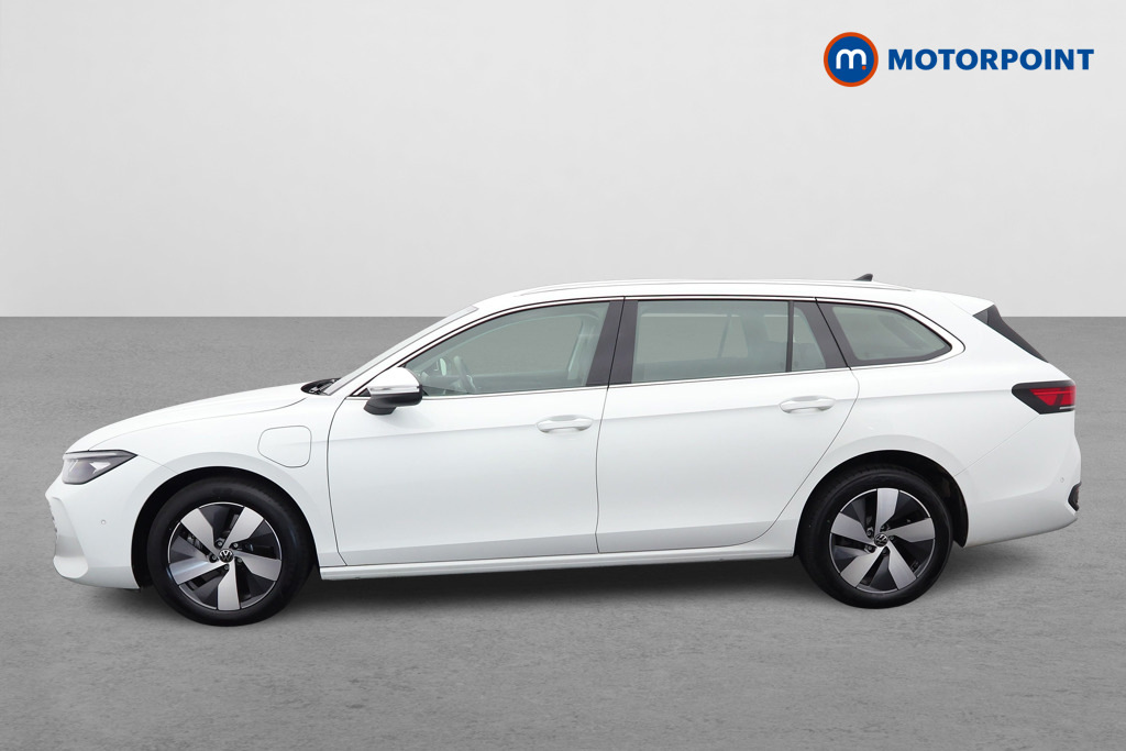 Volkswagen Passat 1.5 Tsi Ehybrid Life Dsg White #4