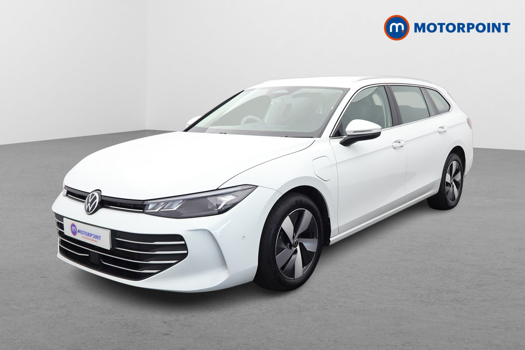 Volkswagen Passat 1.5 Tsi Ehybrid Life Dsg White #3