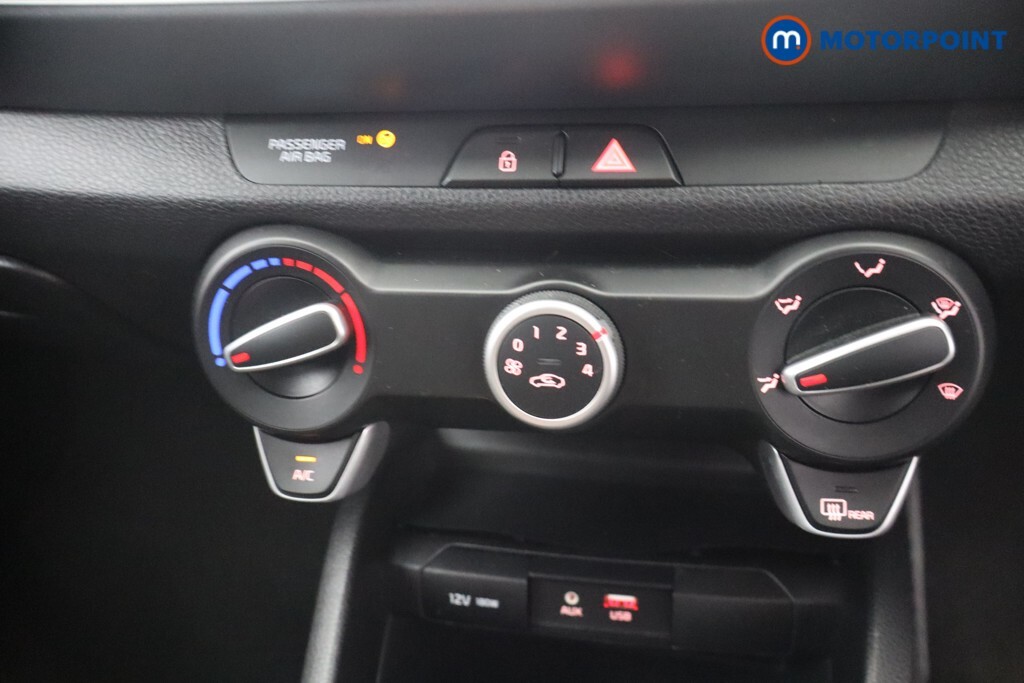 Kia Stonic 1.6 Crdi First Edition Yellow #23