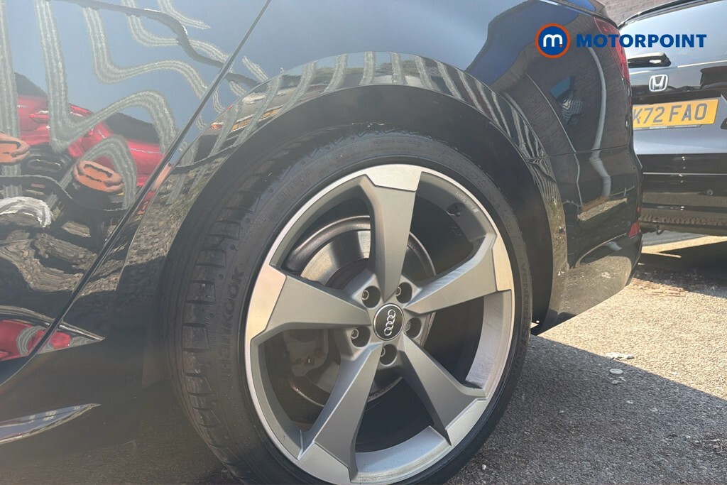 Audi A4 35 Tfsi Black Edition #27