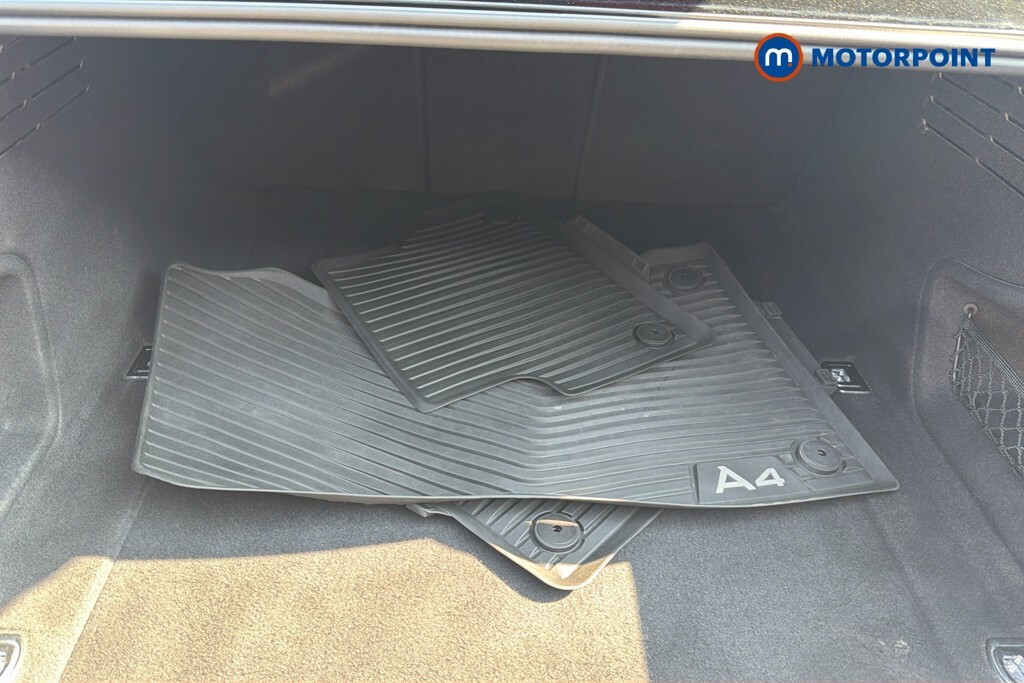 Audi A4 35 Tfsi Black Edition #22