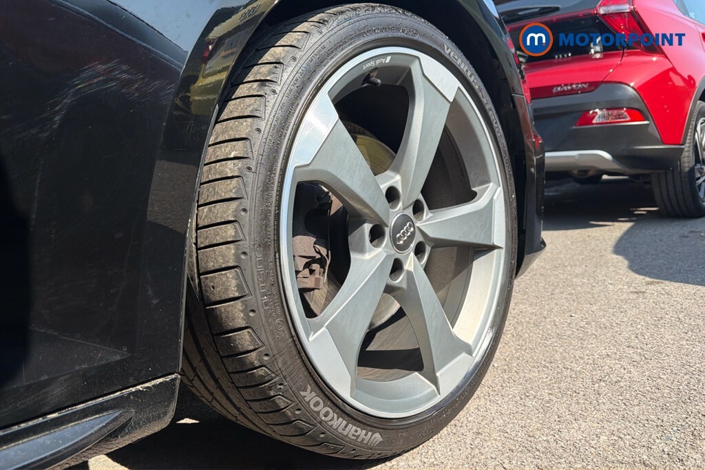 Audi A4 35 Tfsi Black Edition #29