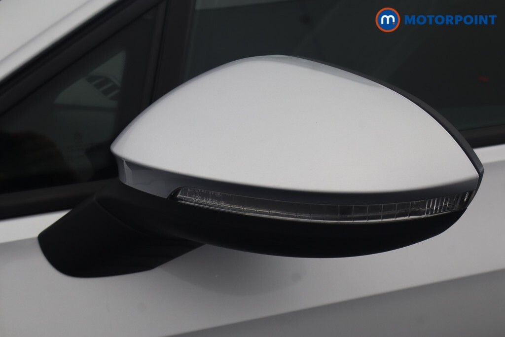Volkswagen Golf Golf White #38