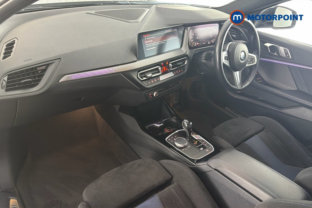 BMW 1 Series Hatchback White #30