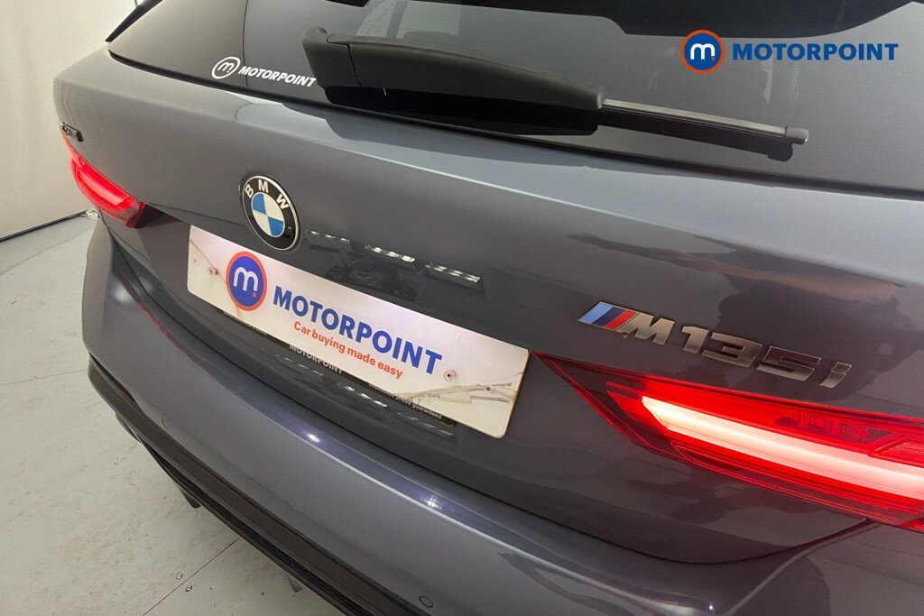 BMW 1 Series Hatchback White #43