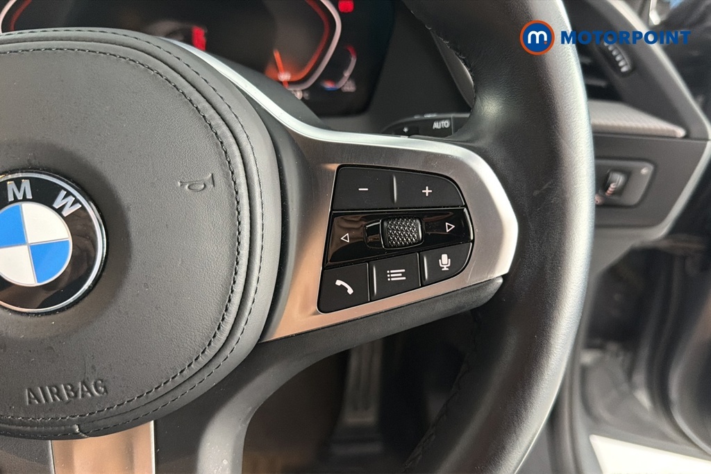 BMW 1 Series 2L Null Black #10