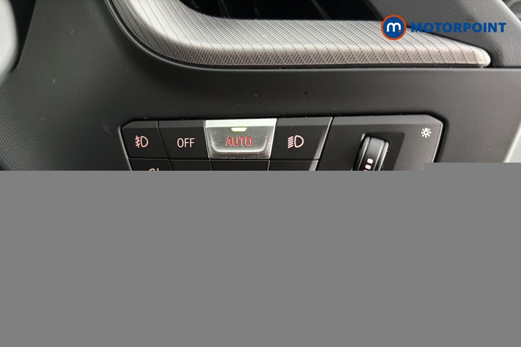 BMW 1 Series 2L Null Black #16