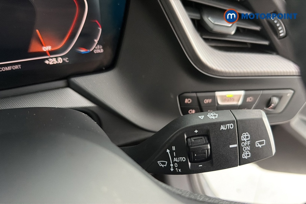 BMW 1 Series 2L Null Black #13