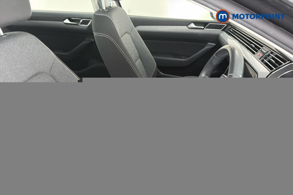 Volkswagen Passat Gte Grey #22