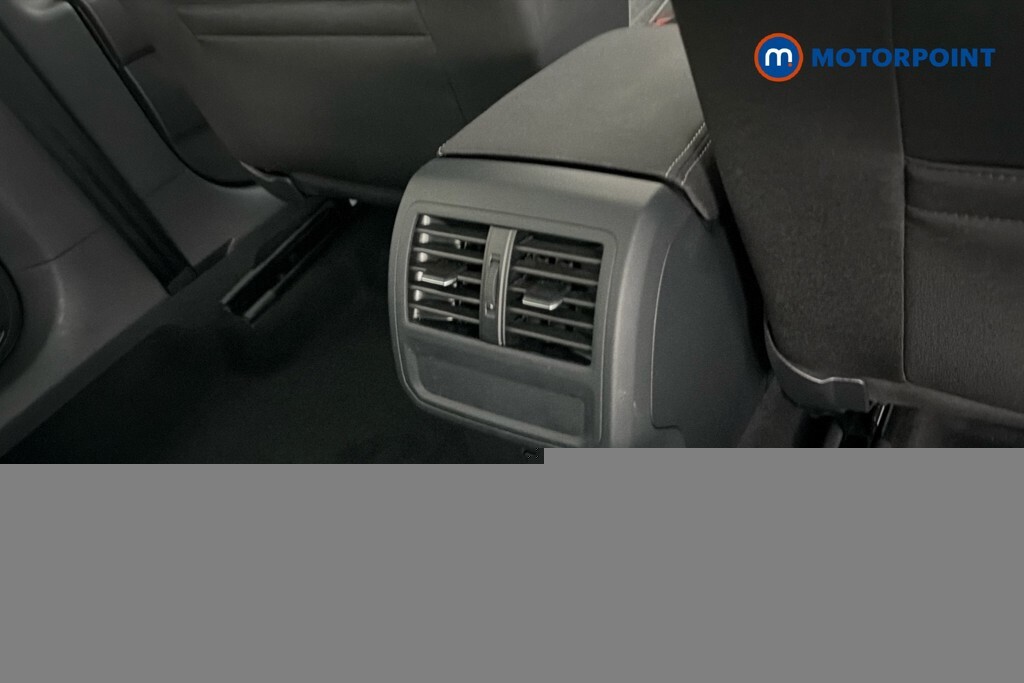 Volkswagen Passat Gte Grey #26