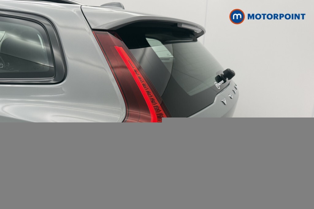 Volvo V60 Plus Dark Black #34