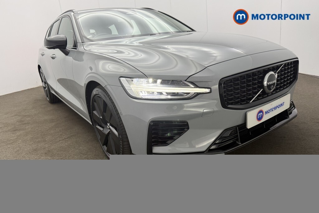 Volvo V60 Plus Dark Black #32