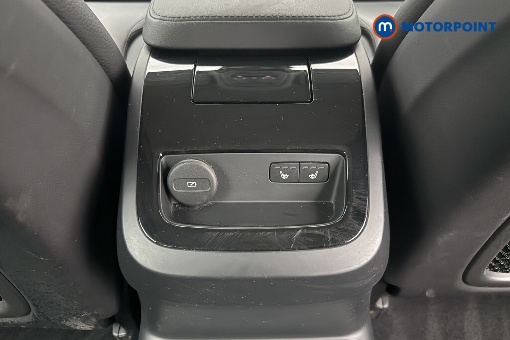 Volvo V60 Plus Dark Black #26