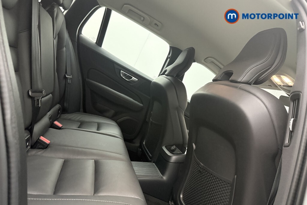 Volvo V60 Plus Dark Black #15
