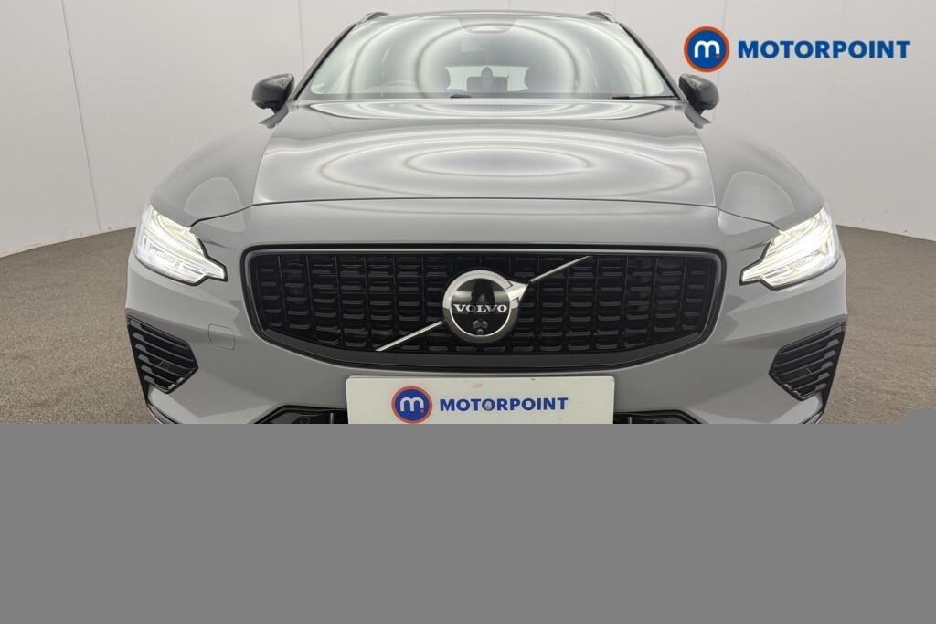 Volvo V60 Plus Dark Black #30
