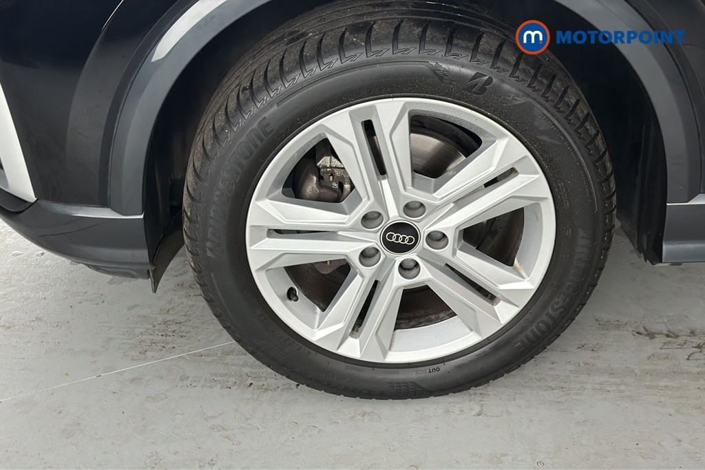 Audi Q2 35 Tfsi Cod Black Edition U13900 Ulez White #36