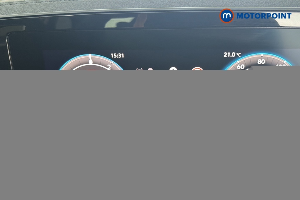 Volkswagen Passat R-line Red #13