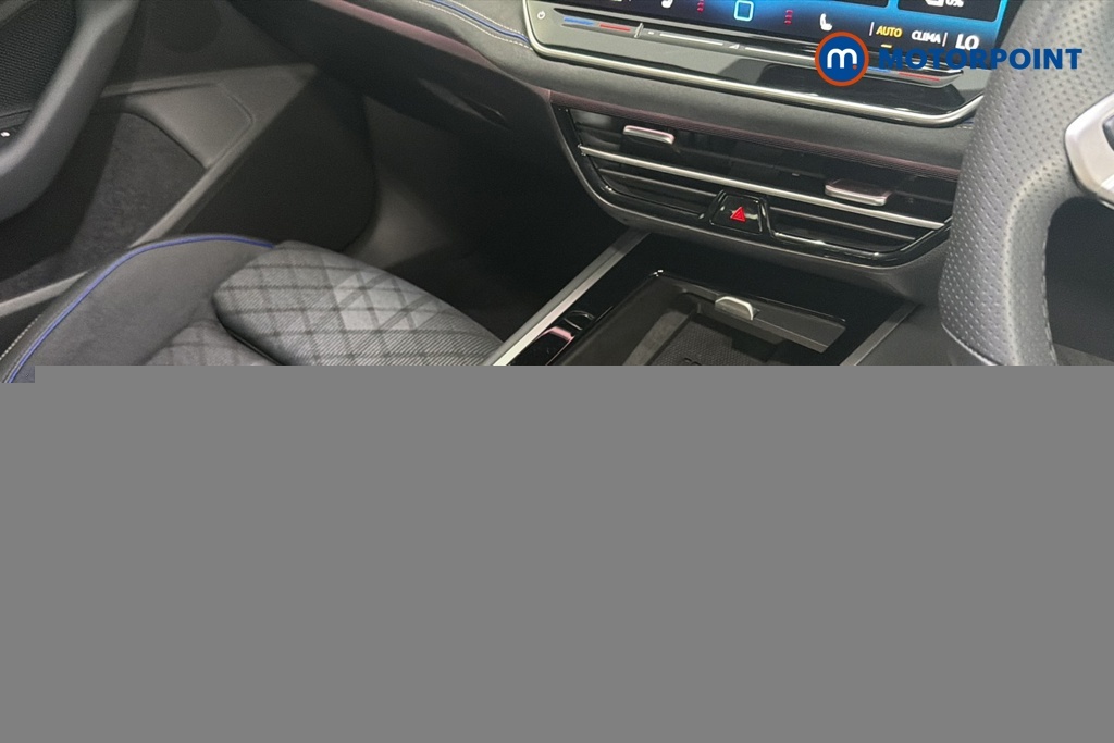 Volkswagen Passat R-line Red #19