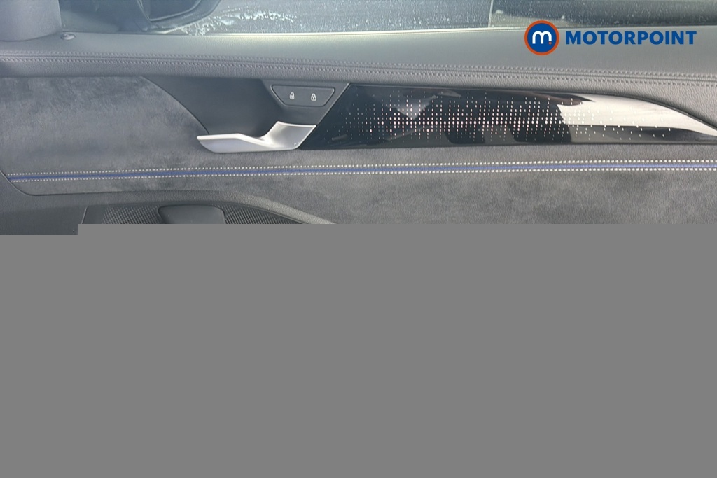 Volkswagen Passat R-line Red #21