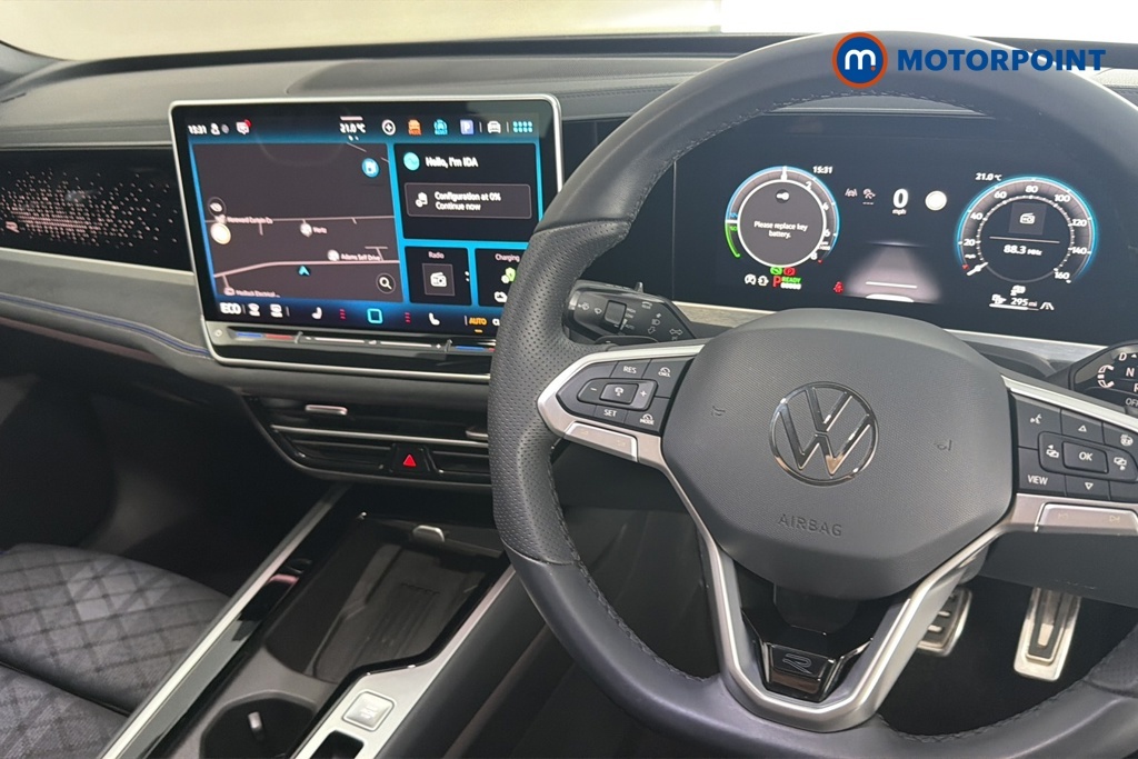 Volkswagen Passat R-line Red #9