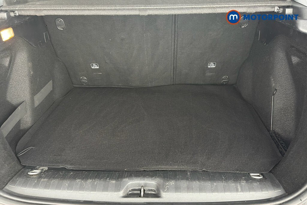 Peugeot 2008 1.2 Puretech Active Black #33