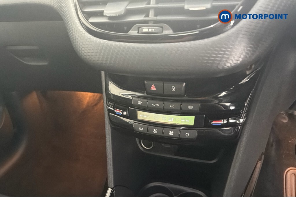 Peugeot 2008 1.2 Puretech Active Black #19