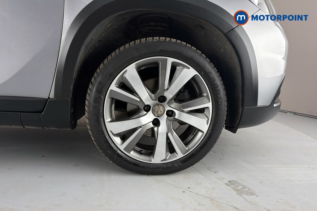 Peugeot 2008 1.2 Puretech Active Black #46