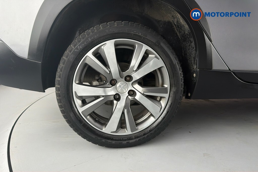 Peugeot 2008 1.2 Puretech Active Black #45