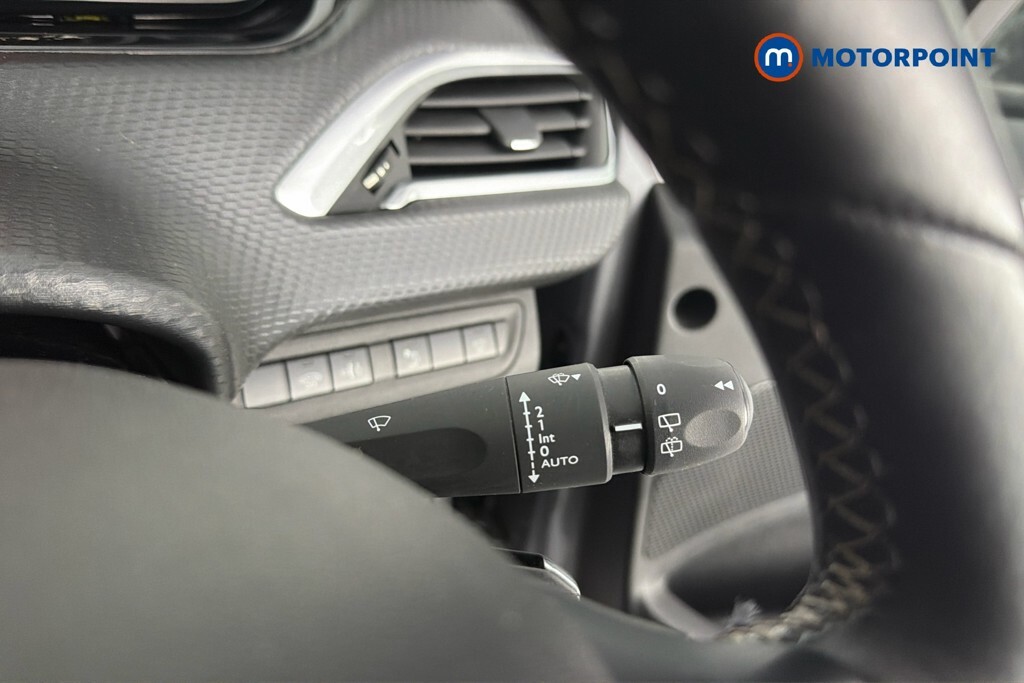 Peugeot 2008 1.2 Puretech Active Black #15