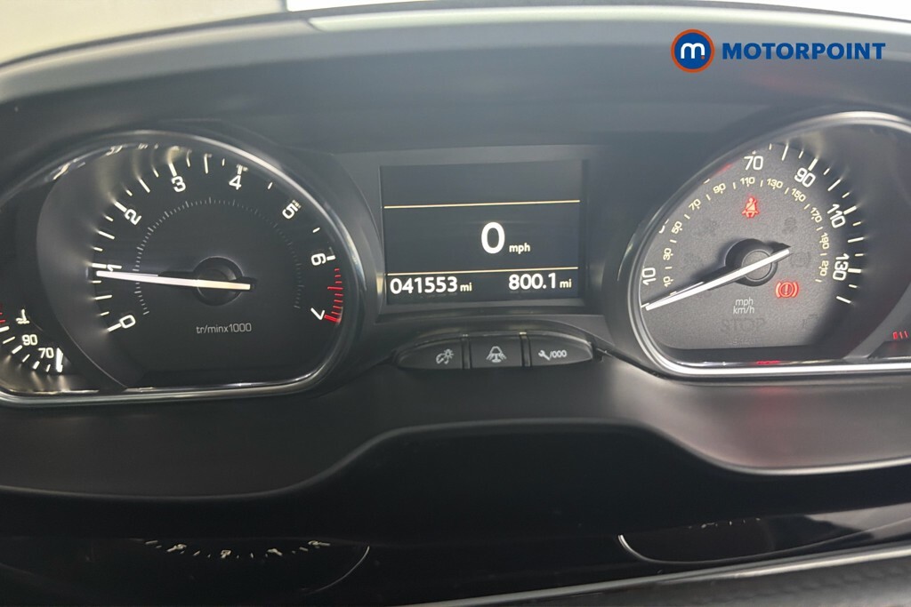 Peugeot 2008 1.2 Puretech Active Black #16