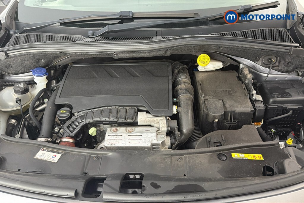 Peugeot 2008 1.2 Puretech Active Black #47