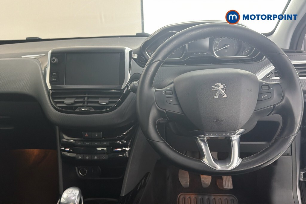 Peugeot 2008 1.2 Puretech Active Black #10