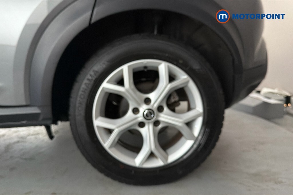 Nissan Juke Tekna Black #25