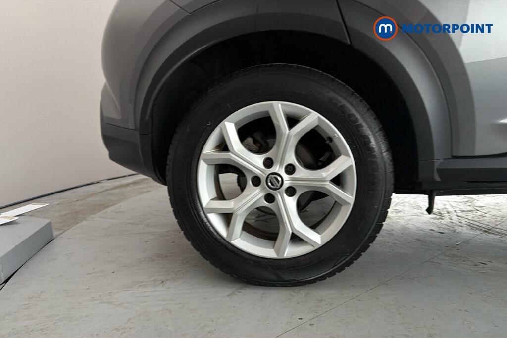 Nissan Juke Tekna Black #26