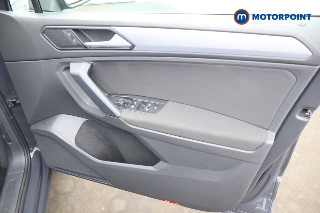 Volkswagen Tiguan Elegance Brown #22