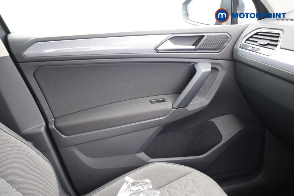 Volkswagen Tiguan Elegance Brown #19