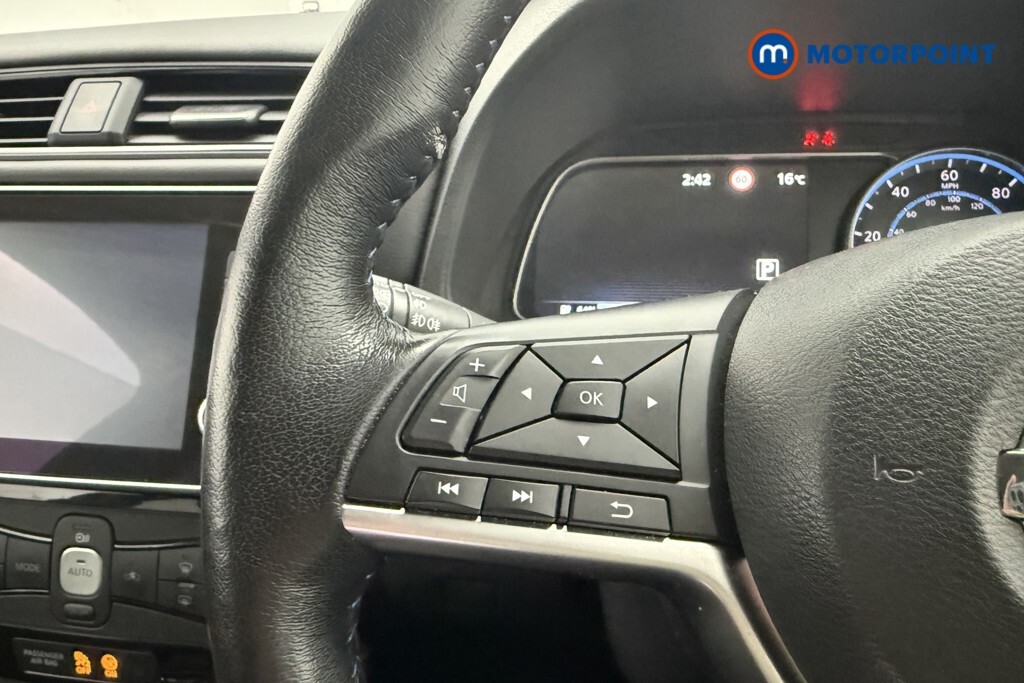 Nissan Leaf Hat E N-connecta 62Kw Grey #10