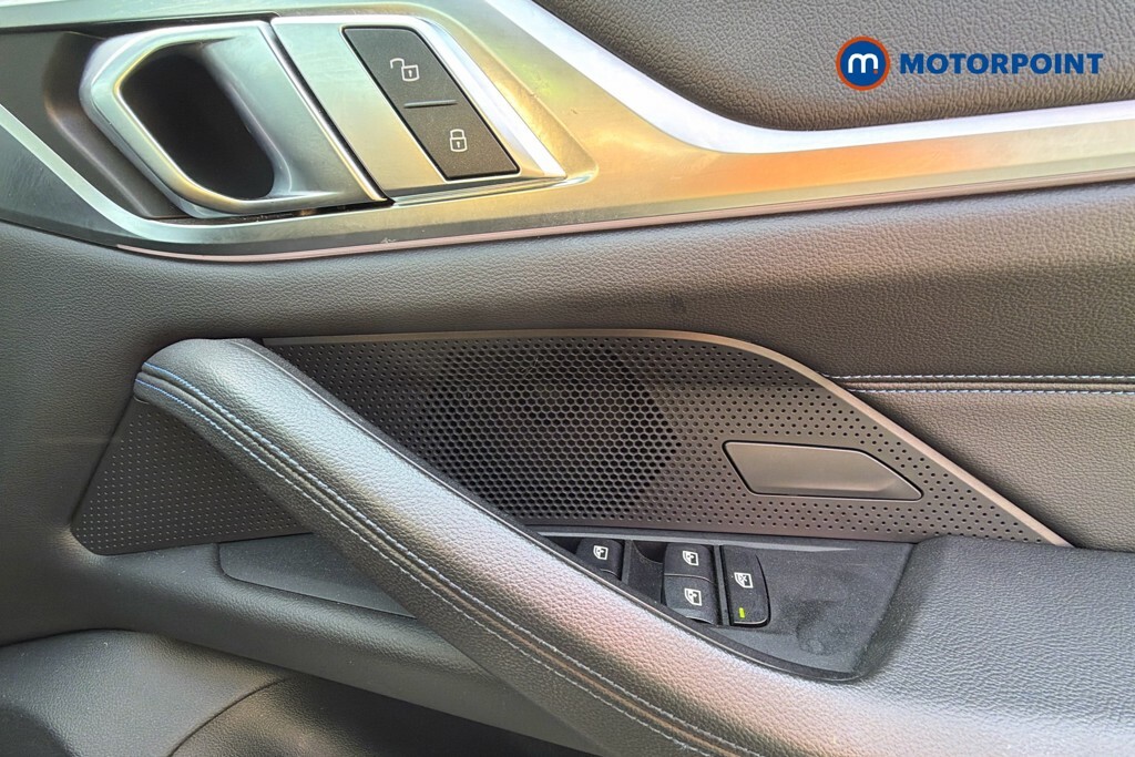 BMW 4 Series M440i Blue #24