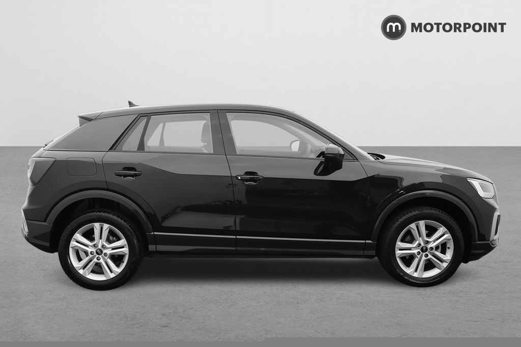 Audi Q2 30 Tfsi S Line Blue #8