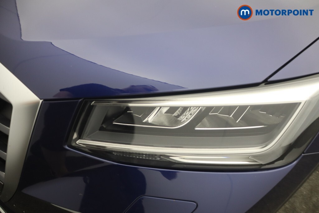 Audi Q2 30 Tfsi S Line Blue #30
