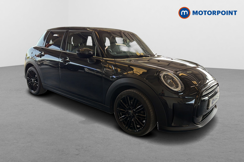 Mini Hatch 1.5 Cooper Exclusive Premium Black