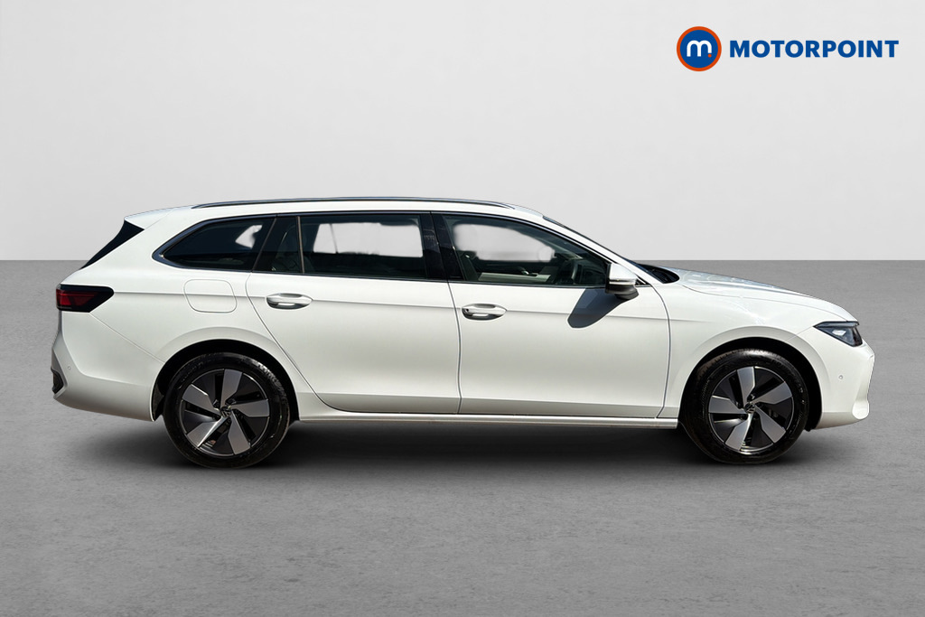 Volkswagen Passat 1.5 Tsi Ehybrid Life Dsg White #4