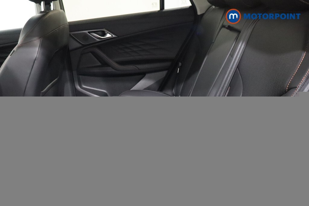 MG HS 1.5 T-gdi Se White #12