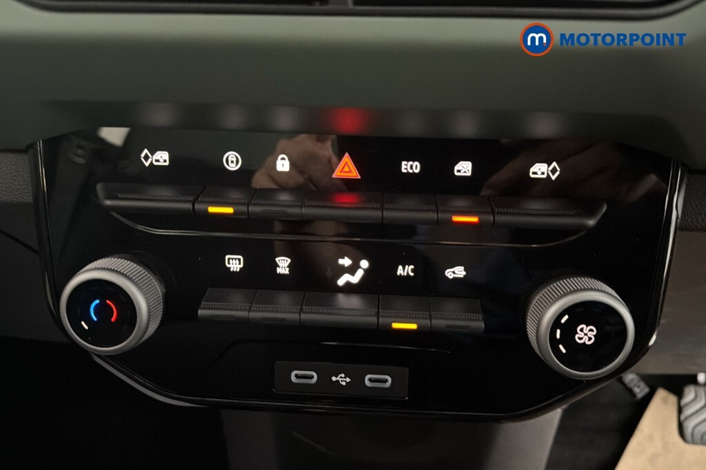 Dacia Spring 27Kwh Extreme 65 48Kw Red #16