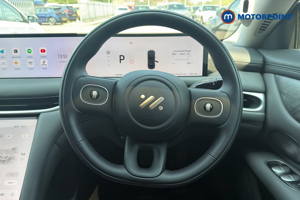 MG IM5 217Kw Standard Range 75Kwh Silver #6