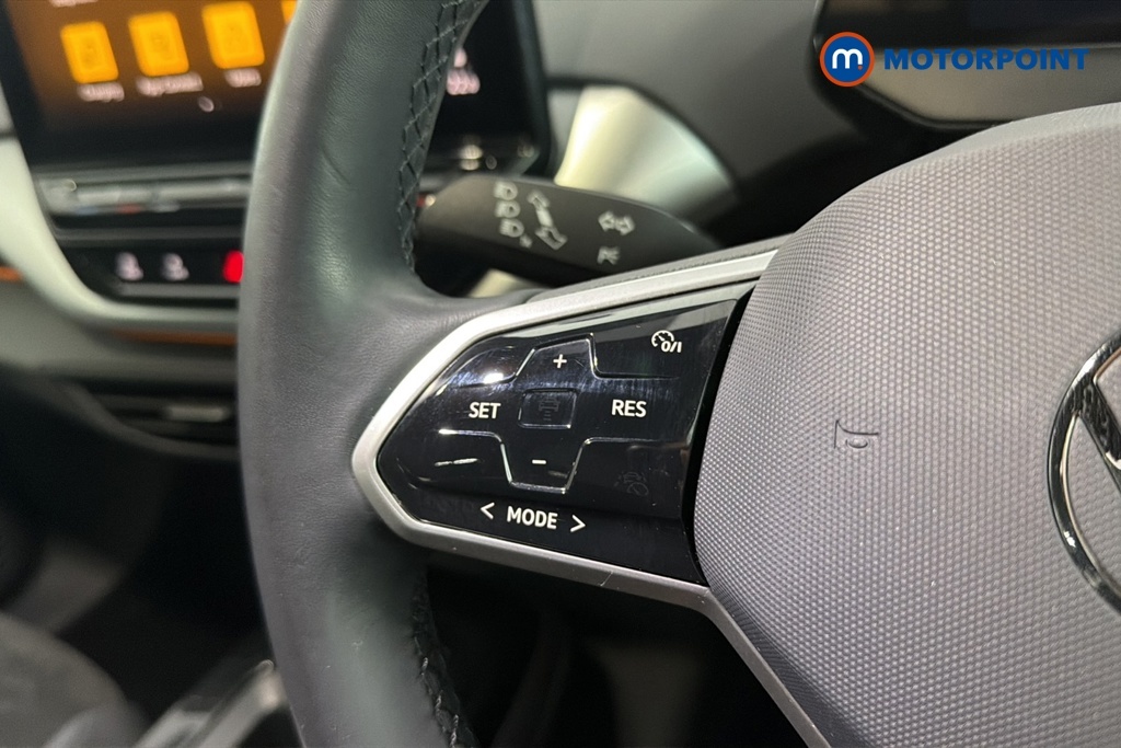 Volkswagen ID.4 Suv White #12