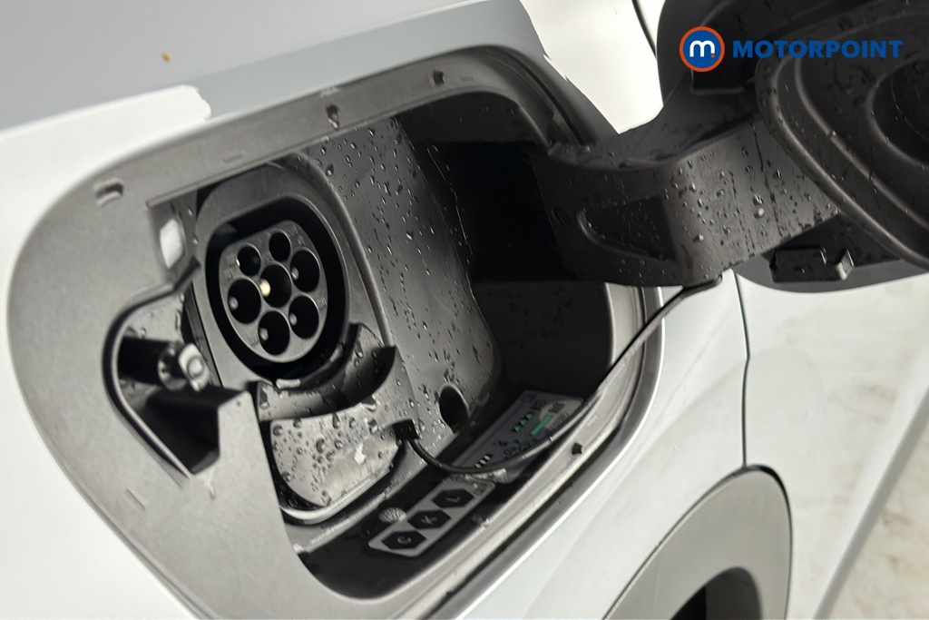 Volkswagen ID.4 Suv White #36