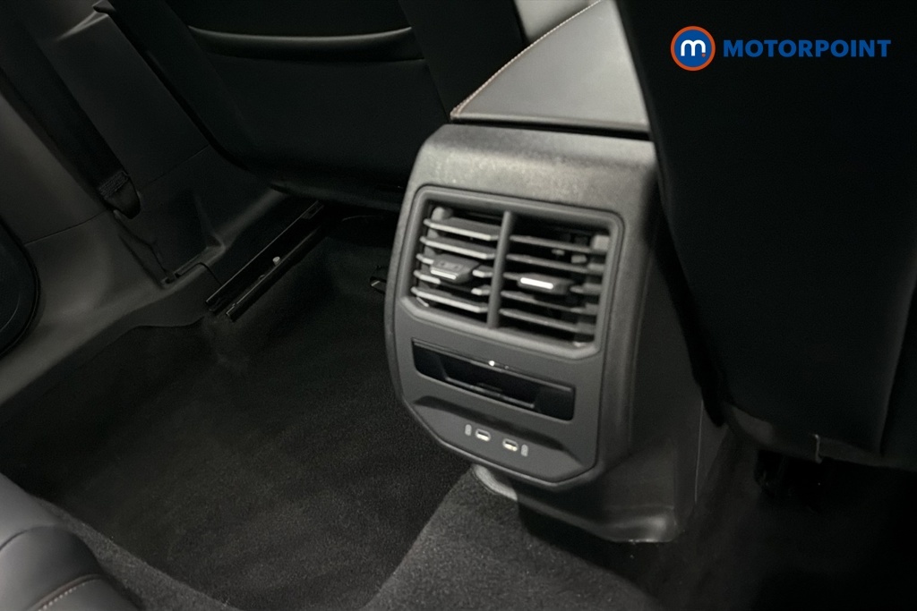 Cupra Formentor 1.5 Tsi 150 V2 Dsg Red #31